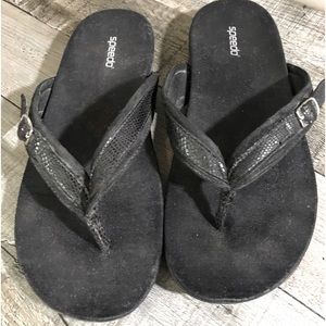 Speedo sandals size 6 black